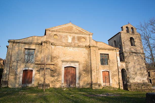 istock abandoned village of Roscigno 471709106