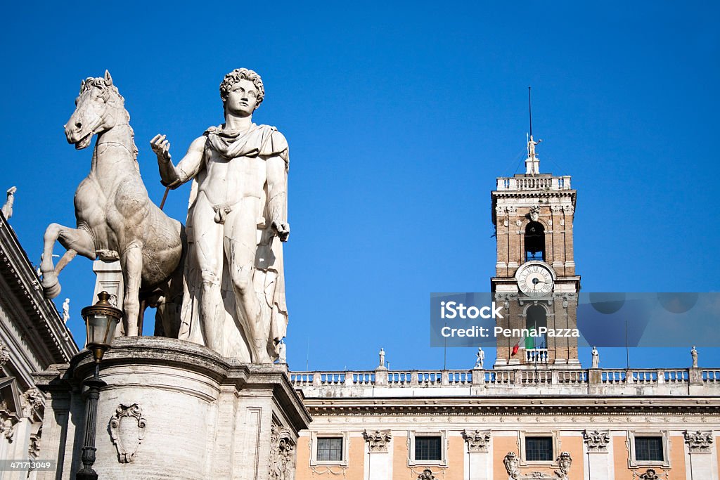 Statua di Polluce a Roma, Italia - Foto stock royalty-free di Ambientazione esterna