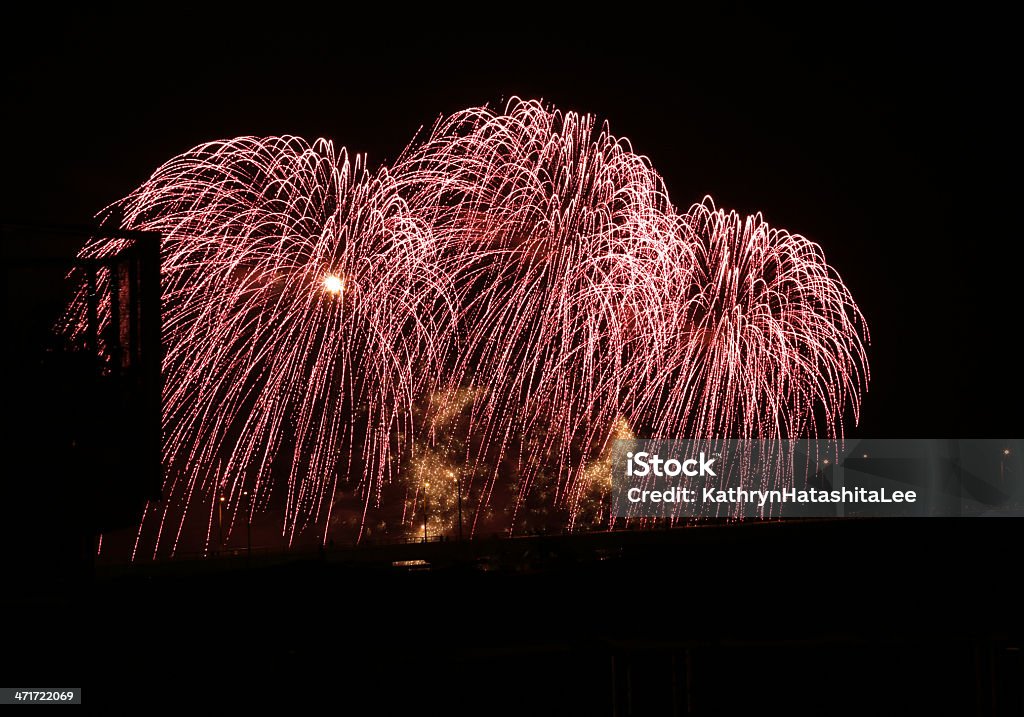 Rose feux d'artifice sur la ville de Vancouver, Colombie-Britannique, Canada - Photo de Amérique du Nord libre de droits