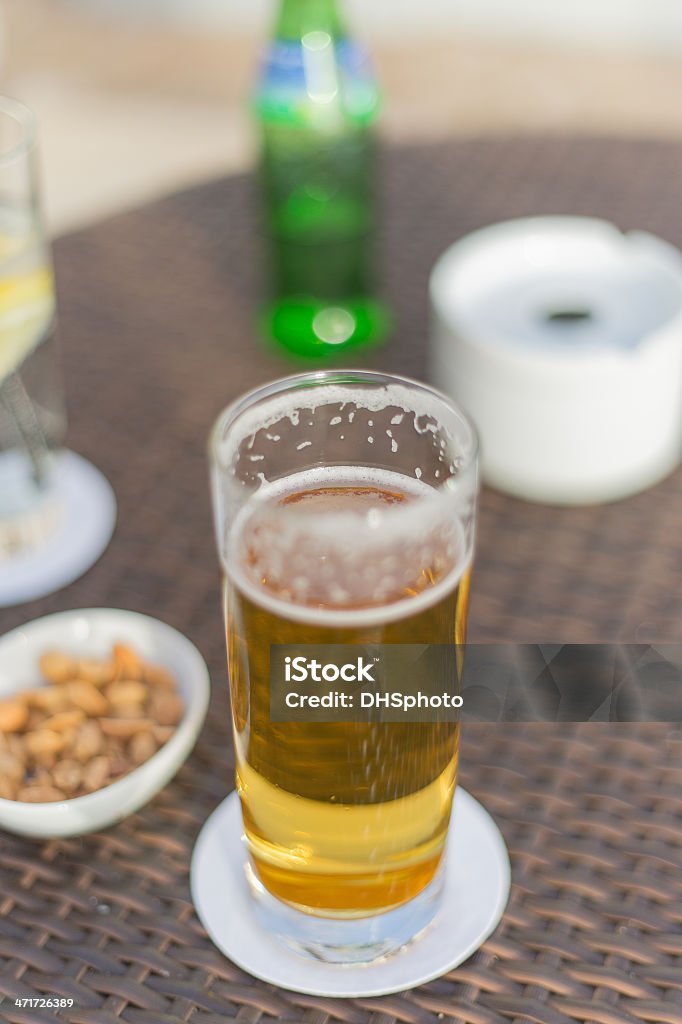 Copo de Cerveja - Royalty-free Amendoim - Alimento Foto de stock