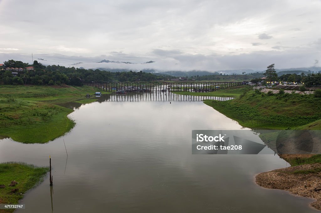 Segunda ponte de madeira na Tailândia - Foto de stock de Aldeia royalty-free