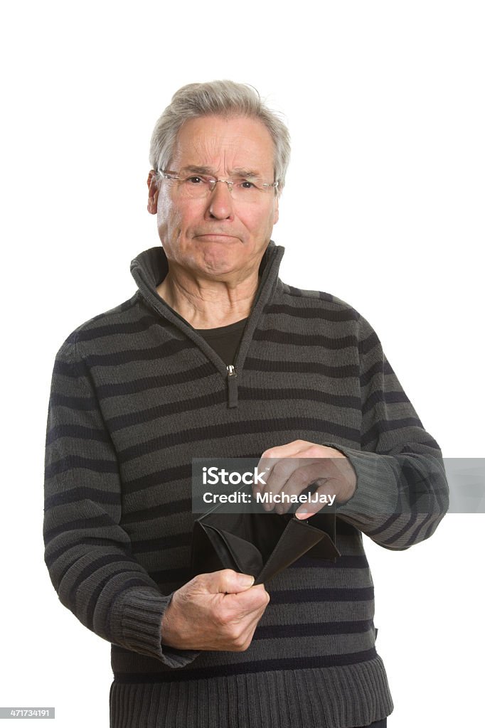 Senior hombre caucásico retrato serie con billetera vacía - Foto de stock de Tercera edad libre de derechos