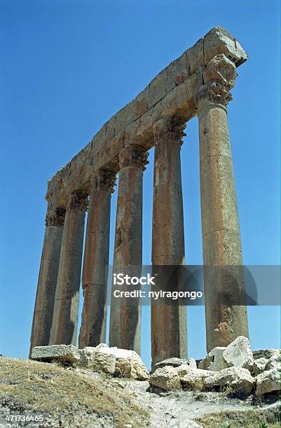 Ruiny Baalbeck Liban - zdjęcia stockowe i więcej obrazów Afrodyta - grecka bogini - Afrodyta - grecka bogini, Archeologia, Architekt