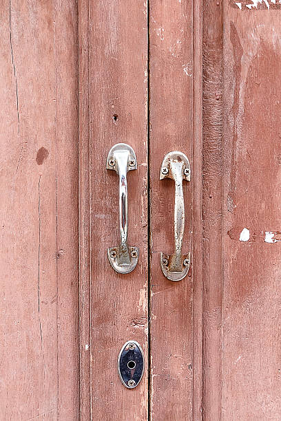 istock Old wood door 471739502