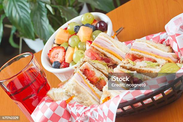 Panino Gustosi - Fotografie stock e altre immagini di Sandwich a strati - Sandwich a strati, Alimentazione sana, Ananas