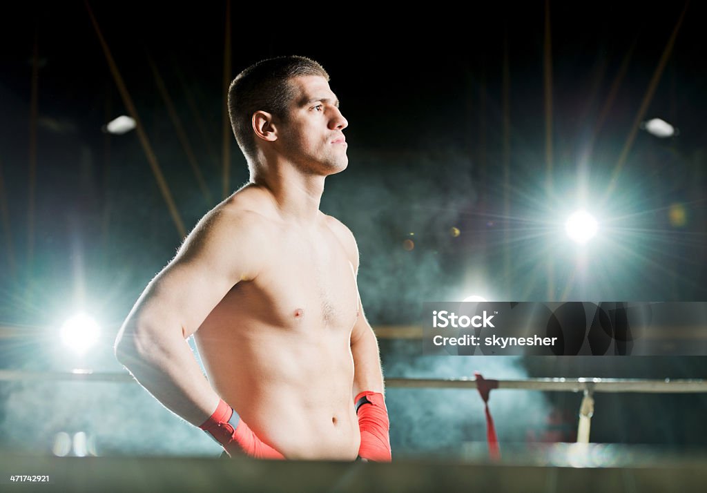 Joven boxeador. - Foto de stock de Adulto libre de derechos