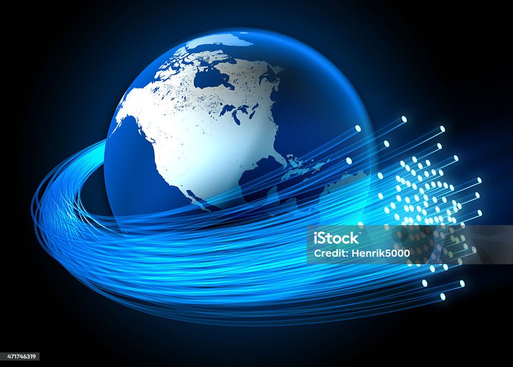 cables de fibra óptica de alrededor de tierra centran en los EE. UU. - Foto de stock de Fibra óptica libre de derechos