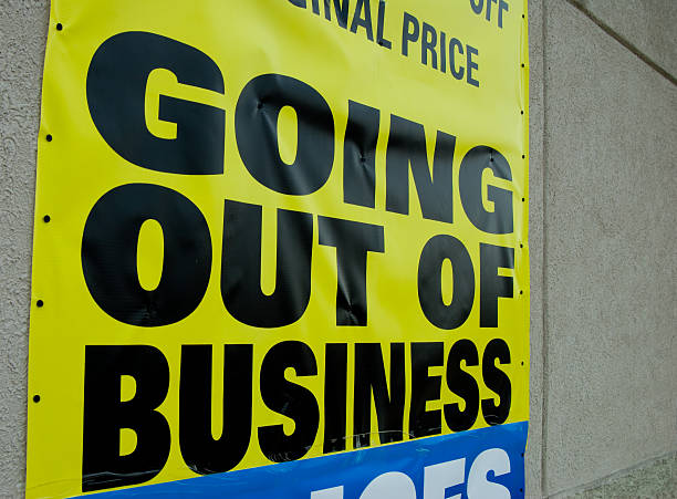 dejar el negocio - going out of business fotografías e imágenes de stock