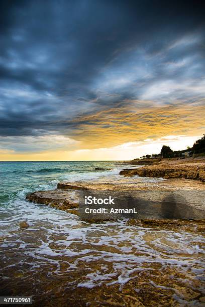 Tempestade De Verão - Fotografias de stock e mais imagens de Acidente Natural - Acidente Natural, Acidentes e Desastres, Ambiente dramático