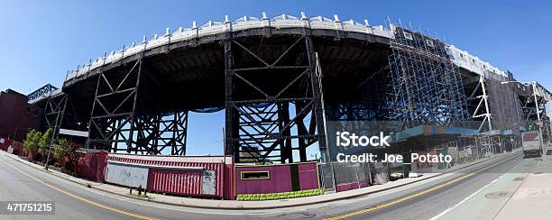 El Panorama De Construcción Foto de stock y más banco de imágenes de Andamio - Herramientas de construcción - Andamio - Herramientas de construcción, Andén de estación de tren, Arquitectura