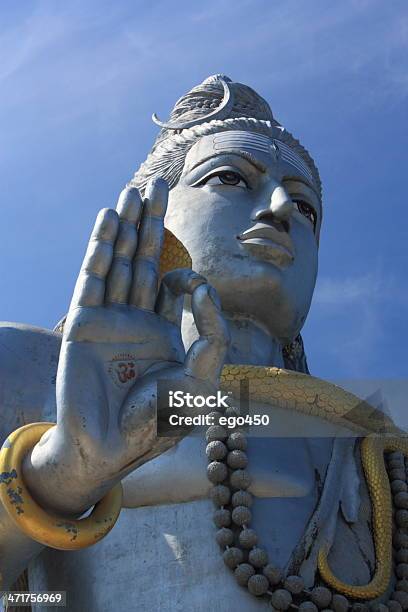 Shiva Estatua Foto de stock y más banco de imágenes de Aire libre - Aire libre, Arquitectura, Asia