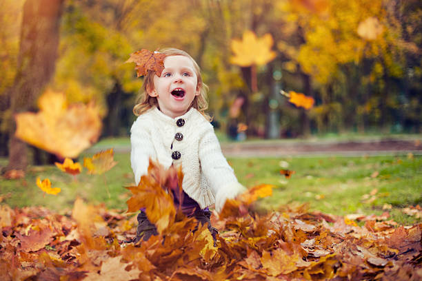 istock Little girl outdoors 471758151