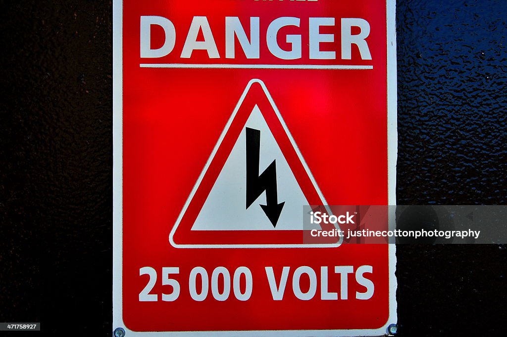 25 ,000 V の危険性を警告標識 - フラン記号のロイヤリティフリーストックフォト