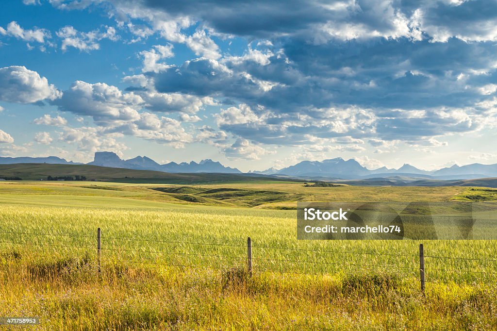 Земля на горы - Стоковые фото Без людей роялти-фри