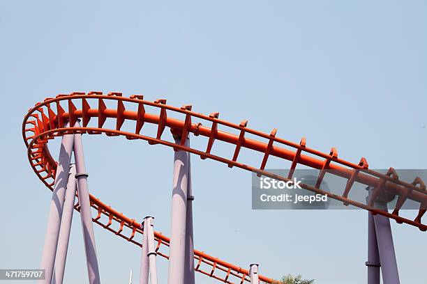 Kolejka Górska - zdjęcia stockowe i więcej obrazów Rollercoaster - Rollercoaster, Czerwony, Dziecko