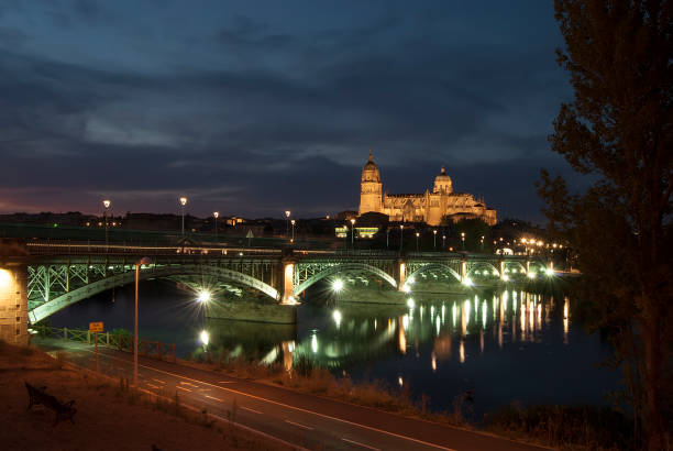 istock Salamanca Cathedrals at night 471760781