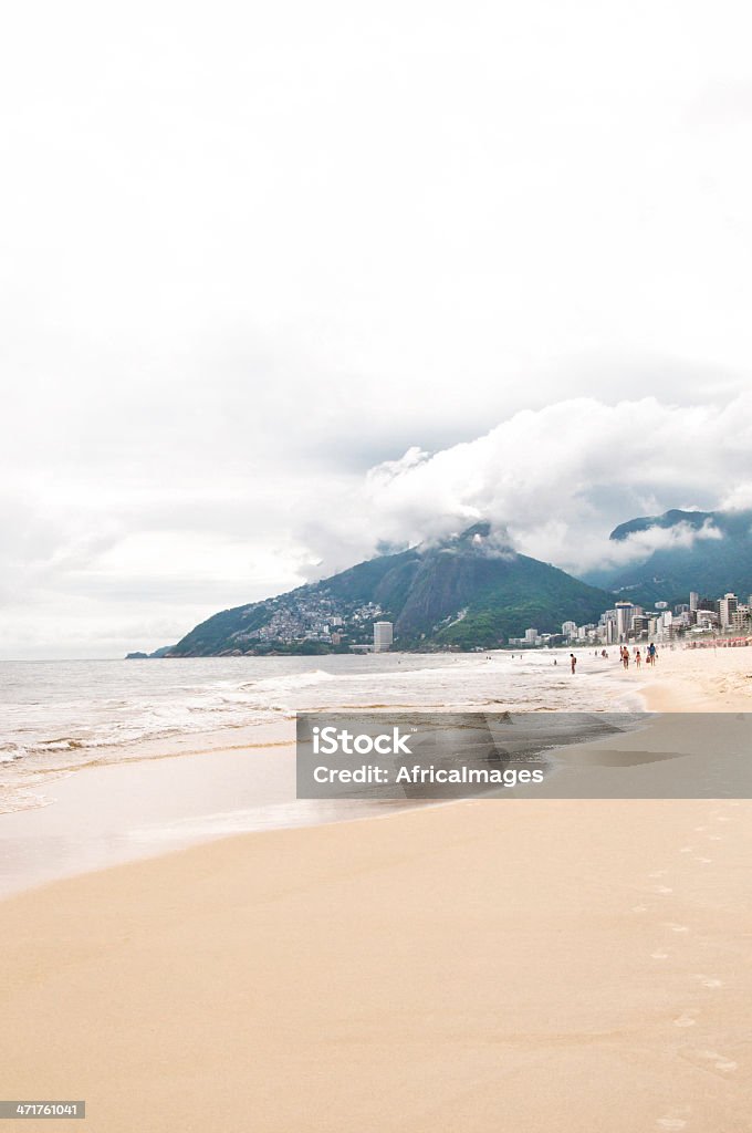 Vacío Copacabana Beach, Rio de janeiro, Brasil - Foto de stock de Playa de Ipanema libre de derechos