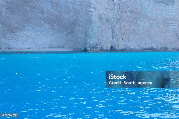 Navagio Beach Stockfoto und mehr Bilder von Ansicht aus erhöhter Perspektive - Ansicht aus erhöhter Perspektive, Berg, Blau