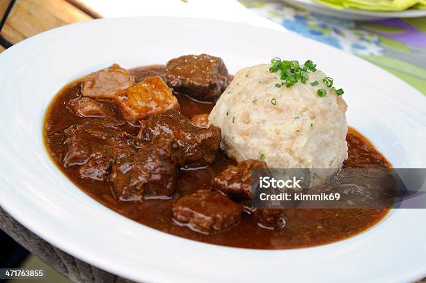 Gulasch Mit Knödel Stockfoto und mehr Bilder von Hirsch - Hirsch, Gulasch, Fleisch