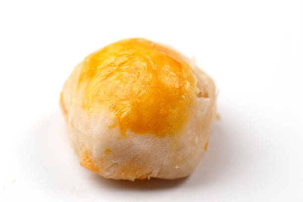 istock Traditional Chinese cake on white background 471767326
