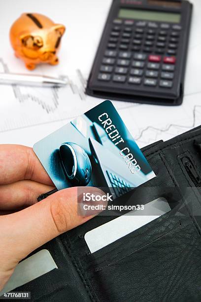 個人のクレジットカードで提供します - クレジットカードのストックフォトや画像を多数ご用意 - クレジットカード, グラフ, チャート図