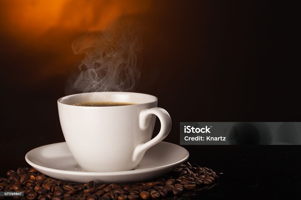 Tazza di caffè - Foto stock royalty-free di Ambientazione interna