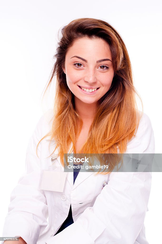 Портрет симпатичной Женский Доктор, один на белом - Стоковые фото Help - английское слово роялти-фри