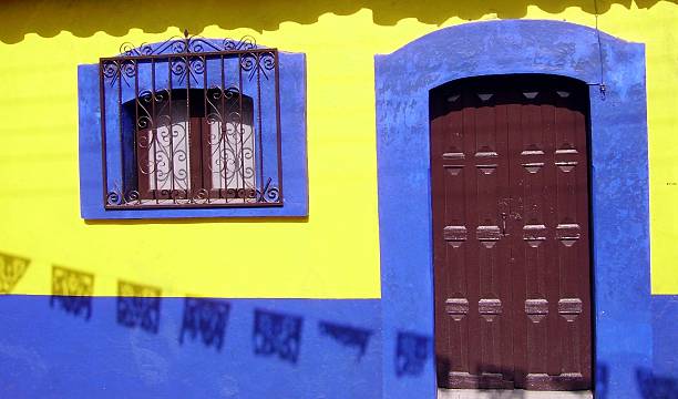 istock Colourful house, San Cristobal, Chiapas - Mexico 471785867