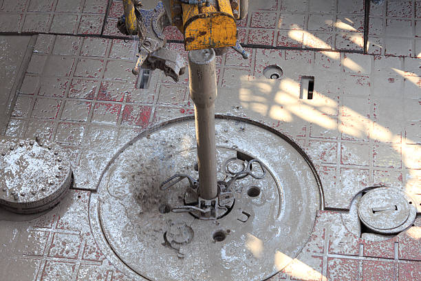 istock Drill pipe and Top Drive on the rig floor 471788104