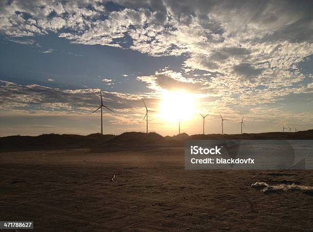 Photo libre de droit de Paysage De Lénergie Éolienne banque d'images et plus d'images libres de droit de Australie - Australie, Bâtiment vu de l'extérieur, Contour