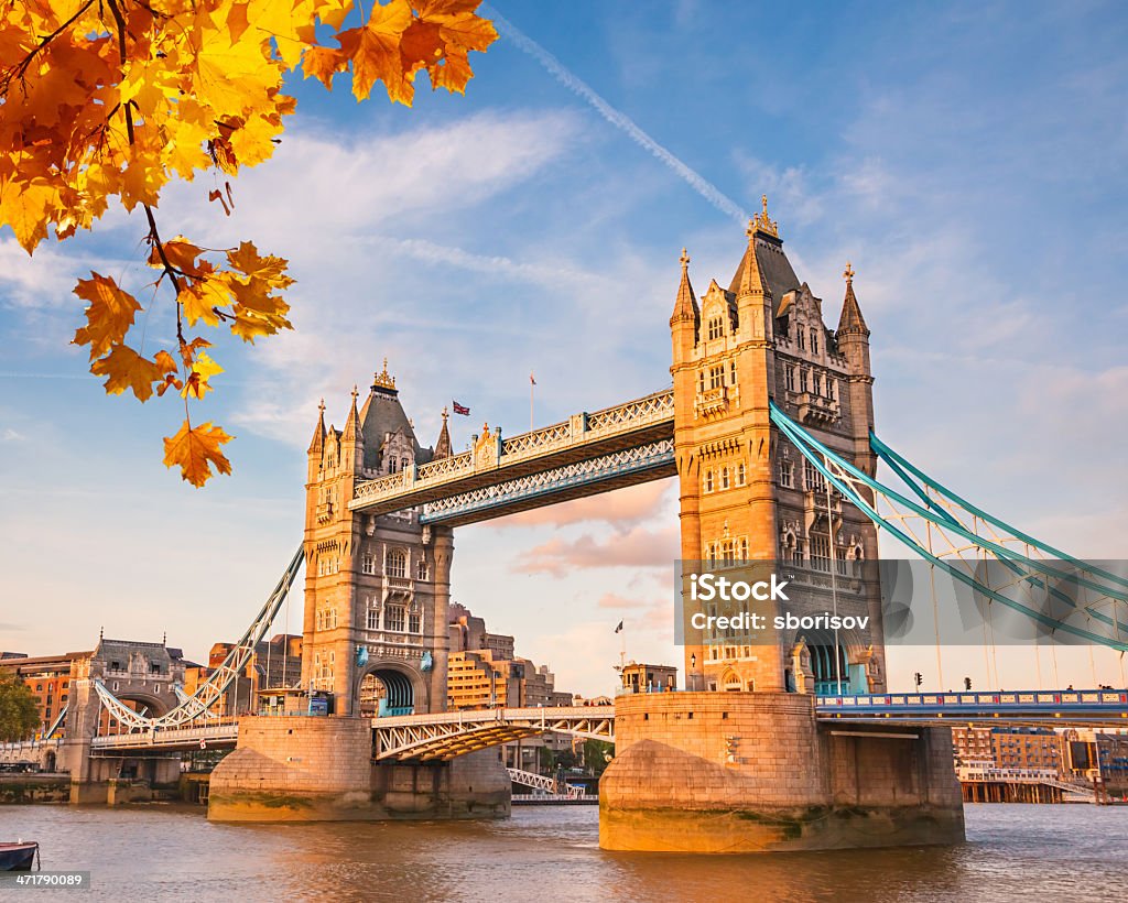 Tower bridge à Londres - Photo de Angleterre libre de droits