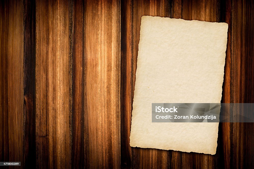 Altes Papier auf Holz Brett - Lizenzfrei Packpapier Stock-Foto