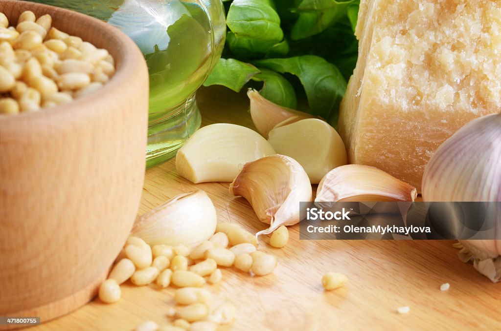 Ingredienti per la pasta al pesto - Foto stock royalty-free di Aglio - Alliacee