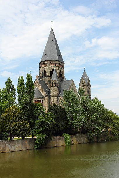 istock new temple in metz, lorraine 471802021