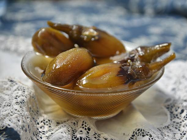 Sweet pequeña berenjena jam - foto de stock