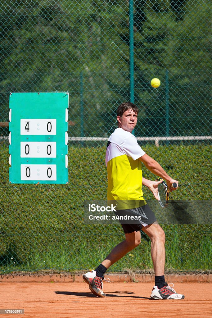 Jogador de tênis no court - Royalty-free Adulto Foto de stock