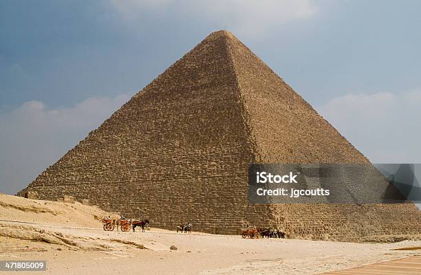 La Grande Piramide Giza - Fotografie stock e altre immagini di Piramide di Keope - Piramide di Keope, Antica civiltà, Antico - Condizione