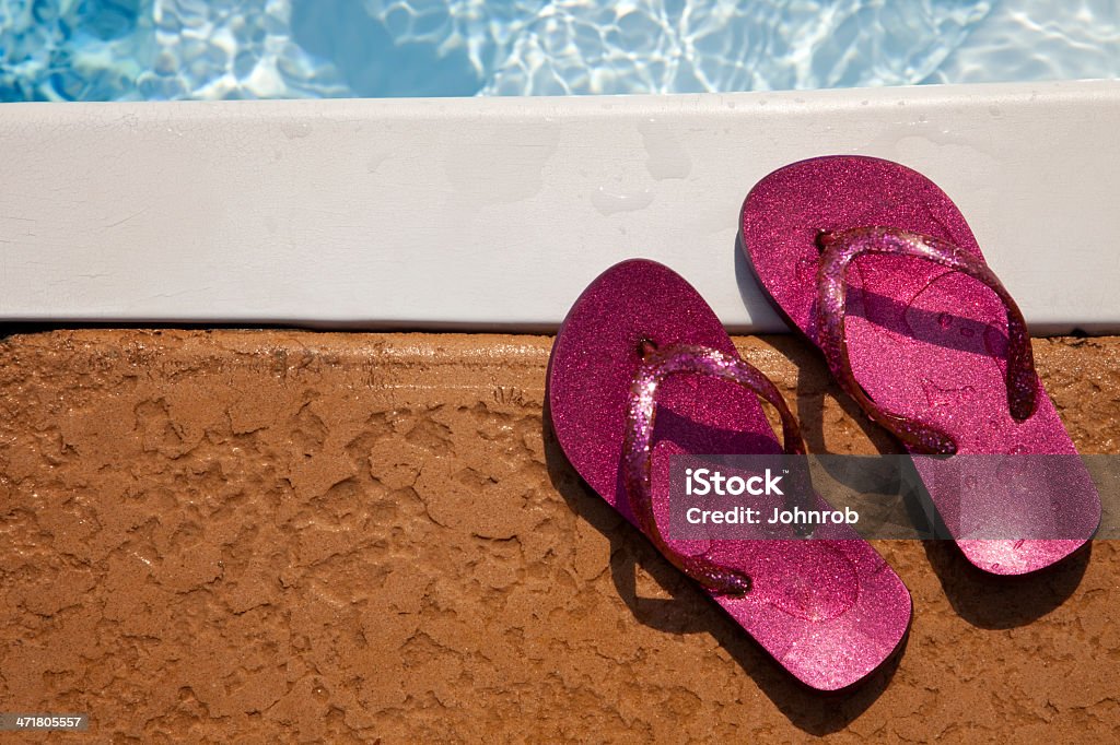 Flip-flops na piscina - Royalty-free Ao Ar Livre Foto de stock