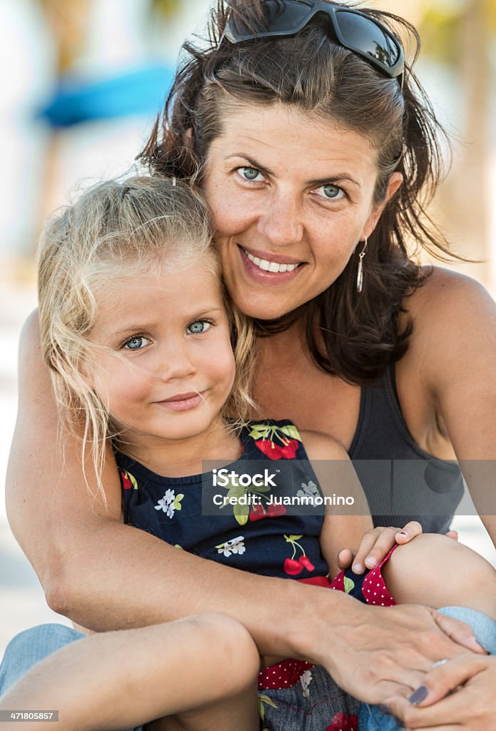 Mãe e filha - Foto de stock de 30 Anos royalty-free