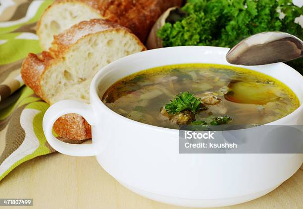 ミートスープ夕食をお休み - キッチンのストックフォトや画像を多数ご用意 - キッチン, サービス, ジャガイモ料理