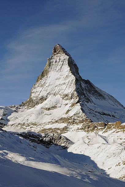 imagen de paisaje de la montaña matterhorn suiza - scerene fotografías e imágenes de stock