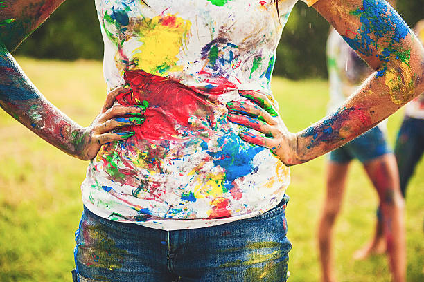 istock Colorful t-shirt 471811181