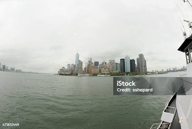 Nähern Mahnattan Per Boot Stockfoto und mehr Bilder von Bedeckter Himmel - Bedeckter Himmel, Bundesstaat New York, Fluss