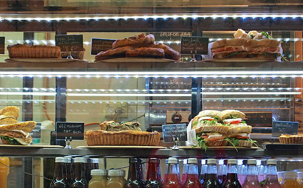 в bakery стойка - victoria sandwich стоковые фото и изображения