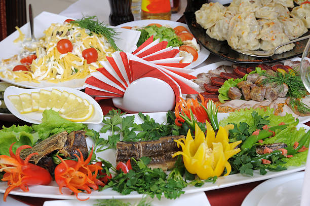 istock Fried fish-sterlet beautifully decorated with vegetables 471814827