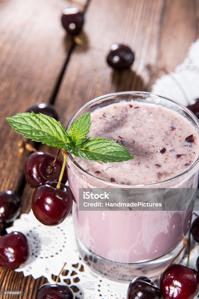 Świeżo wykonane Cherry Smoothie - Zbiór zdjęć royalty-free (Bez ludzi)