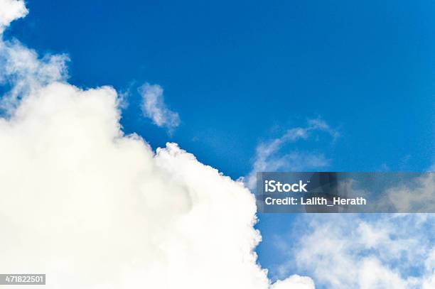 Foto de Nuvens Brancas No Céu Azul Com Área De e mais fotos de stock de Abstrato - Abstrato, Acessibilidade, Acidentes e desastres