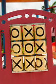 tic-tac-toe-spiel-gewonnen-von-null.jpg?b=1&s=170x170&k=20&c=tuMO7ZXGPiCggszLK6VhjAaMML_-BHcplDVoTzQxI0k=