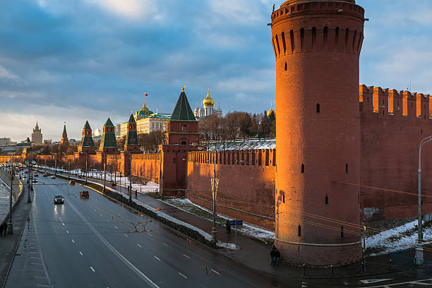 istock Moscow river and Kremlin embankment at winter 471824412