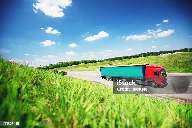 Foto de Logística De Transporte e mais fotos de stock de Atividade - Atividade, Azul, Caminhão